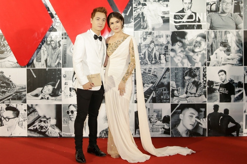 Ngọc Trinh mặc gợi cảm, HHen Niê nam tính trên thảm đỏ